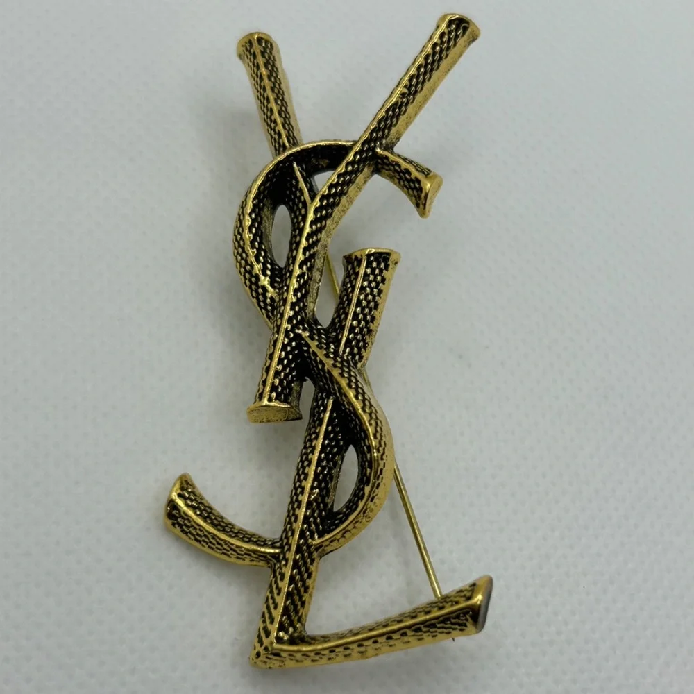Fashion Jewelry Gold Initial Brooch